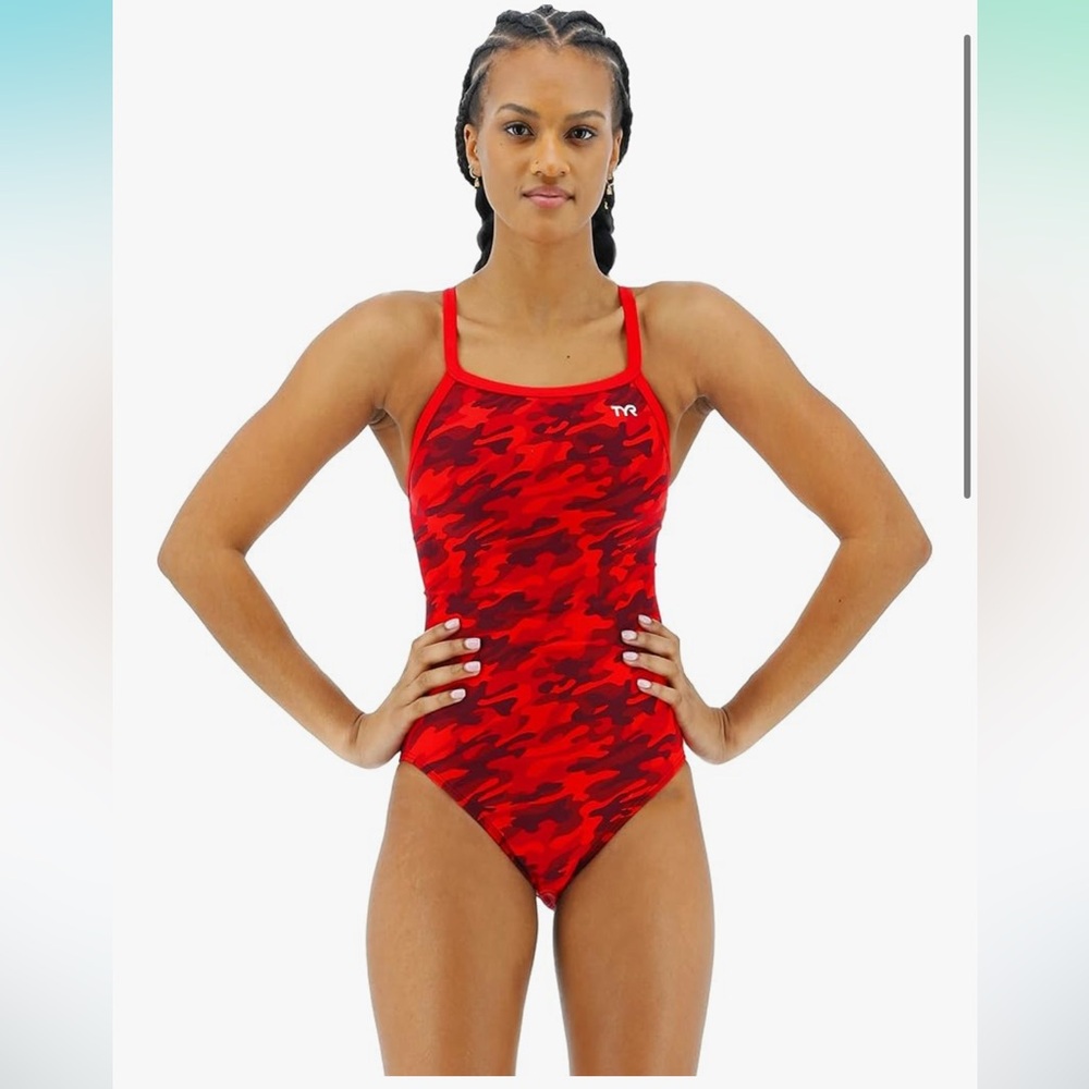 NWT TYR Women's Durafast Elite Diamondfit Swimsuit Size 28